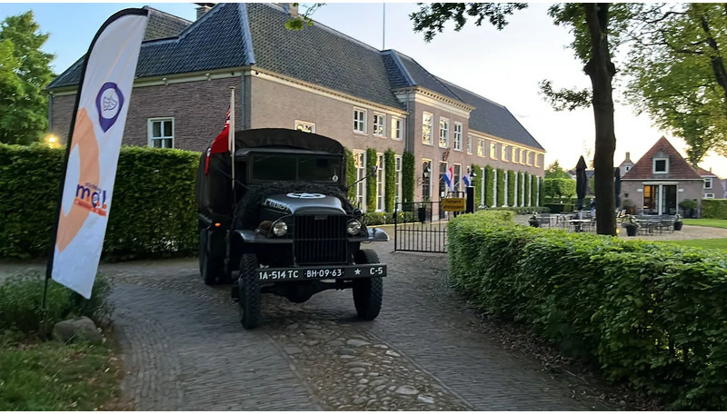 Leje en GMC CCKW 353 CCKW 353 Banjo axle GMC CCKW 353 Banjo axle GMC CCKW 353 CCKW 353 Banjo axle GMC CCKW 353 Banjo axle: billede 7