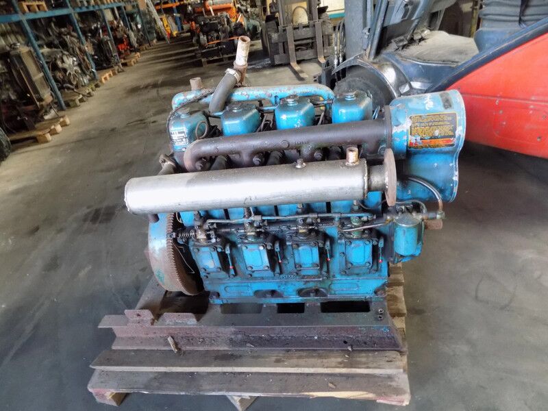 Lister-Petter 4 cillinder motor - Strømgenerator: billede 1 Lister-Petter 4 cillinder motor - Strømgenerator: billede 1