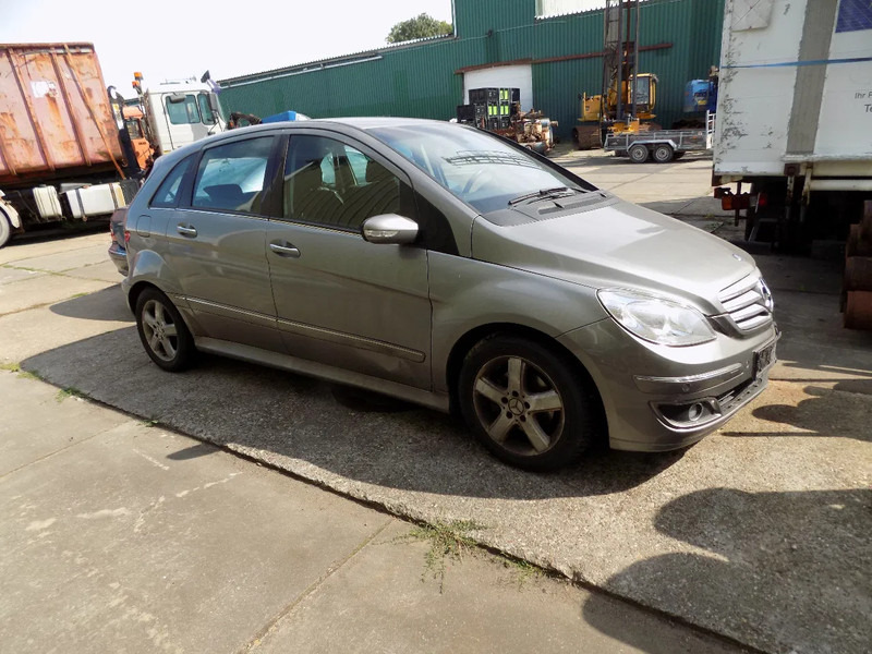Mercedes-Benz B-Klasse 200 CDI - Bil: billede 3 Mercedes-Benz B-Klasse 200 CDI - Bil: billede 3