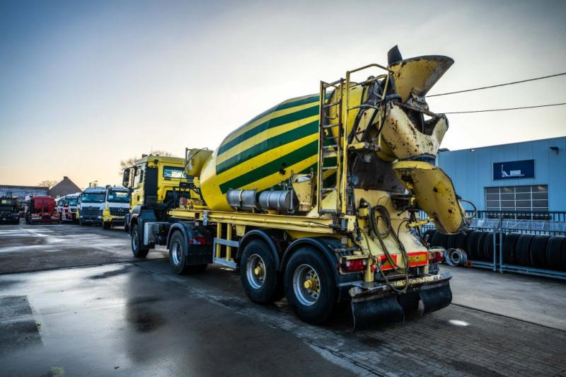 MAN TGS 18.440 BLS 4x4 (+cardan)+STETTER 10M3 - Betonbil: billede 5 MAN TGS 18.440 BLS 4x4 (+cardan)+STETTER 10M3 - Betonbil: billede 5