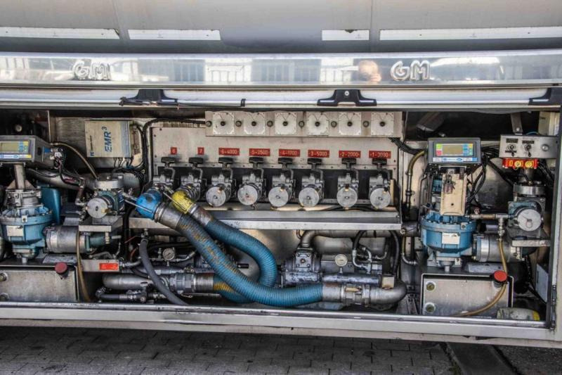 Tankbil Mercedes ACTROS 2544-MP3+MAGYAR-INOX-18.200L+6COMP: billede 8 Tankbil Mercedes ACTROS 2544-MP3+MAGYAR-INOX-18.200L+6COMP: billede 8