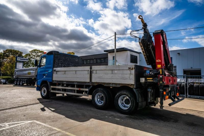 Volvo FH 12-340 - HMF 2420 K6 (2012) - Lastbil med lad, Lastbil med kran: billede 5 Volvo FH 12-340 - HMF 2420 K6 (2012) - Lastbil med lad, Lastbil med kran: billede 5