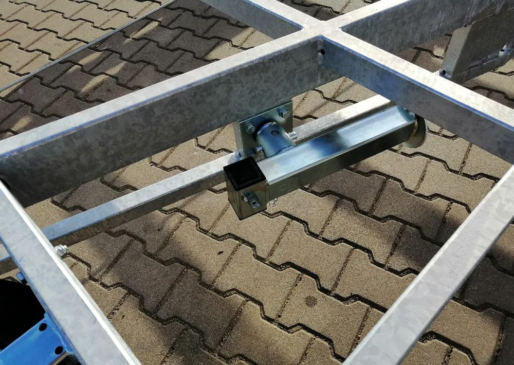 Besttrailers TINY HOUSE (Domki mobilne) 7,2x2,45 m DMC 3500 kg, 2 osie, 13", 4 podpory - Chassis påhængsvogn: billede 4 Besttrailers TINY HOUSE (Domki mobilne) 7,2x2,45 m DMC 3500 kg, 2 osie, 13", 4 podpory - Chassis påhængsvogn: billede 4