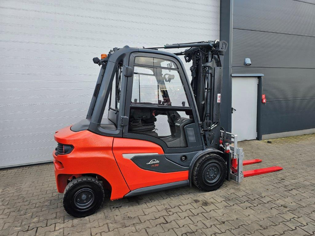 Linde H35D-01 - TRIPLEX - NEU MODEL - Diesel gaffeltruck: billede 3 Linde H35D-01 - TRIPLEX - NEU MODEL - Diesel gaffeltruck: billede 3