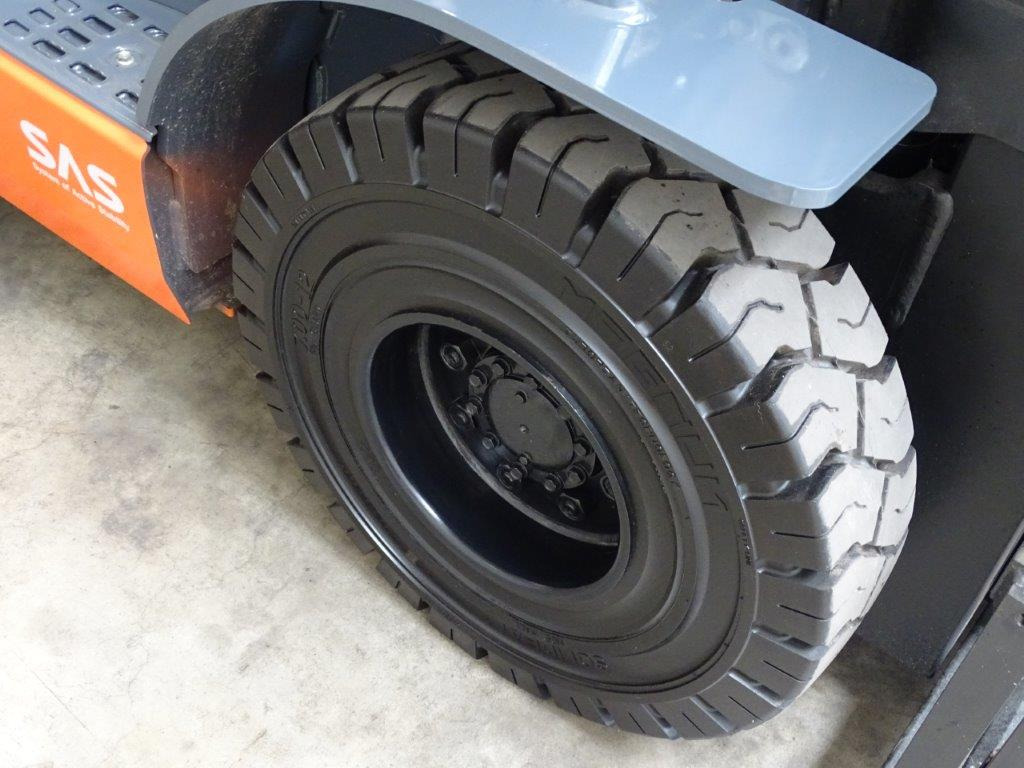 Toyota 52-8FDF25 - DEMO - TRIPLEX - Diesel gaffeltruck: billede 2 Toyota 52-8FDF25 - DEMO - TRIPLEX - Diesel gaffeltruck: billede 2