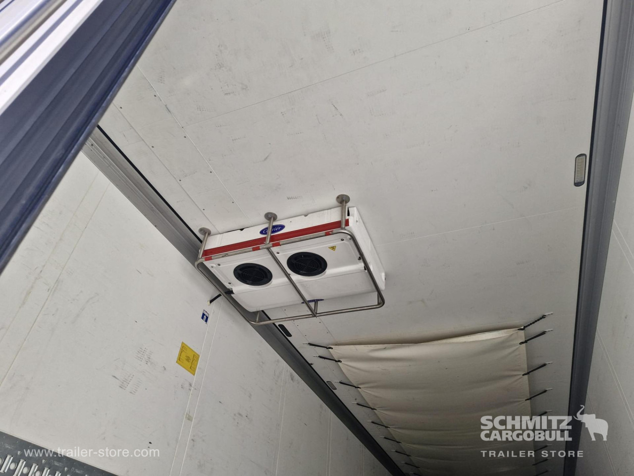 SCHMITZ Reefer Multitemp - Isotermisk sættevogn: billede 2 SCHMITZ Reefer Multitemp - Isotermisk sættevogn: billede 2