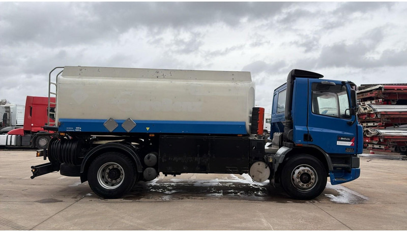 DAF CF 75.290 (15000L / 2 COMPARTIMENTS / MANUAL PUMP / EURO 2 / MANUAL GEARBOX) - Tankbil: billede 3 DAF CF 75.290 (15000L / 2 COMPARTIMENTS / MANUAL PUMP / EURO 2 / MANUAL GEARBOX) - Tankbil: billede 3