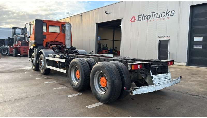 Iveco EUROTRAKKER 340 E 34 (POMPE MANUELLE / GRAND PONT / LAMES / MANUAL PUMP / BIG AXLE / STEEL SUSP.) - Lastbil chassis: billede 5 Iveco EUROTRAKKER 340 E 34 (POMPE MANUELLE / GRAND PONT / LAMES / MANUAL PUMP / BIG AXLE / STEEL SUSP.) - Lastbil chassis: billede 5