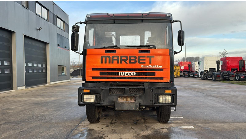 Iveco EUROTRAKKER 340 E 34 (POMPE MANUELLE / GRAND PONT / LAMES / MANUAL PUMP / BIG AXLE / STEEL SUSP.) - Lastbil chassis: billede 2 Iveco EUROTRAKKER 340 E 34 (POMPE MANUELLE / GRAND PONT / LAMES / MANUAL PUMP / BIG AXLE / STEEL SUSP.) - Lastbil chassis: billede 2