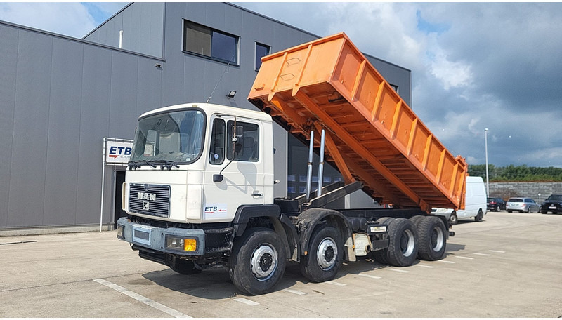 MAN 32.372 (BIG AXLE / STEEL SUSPENSION / MANUAL PUMP / 6 CYLINDER) - Tipvogn lastbil: billede 1 MAN 32.372 (BIG AXLE / STEEL SUSPENSION / MANUAL PUMP / 6 CYLINDER) - Tipvogn lastbil: billede 1