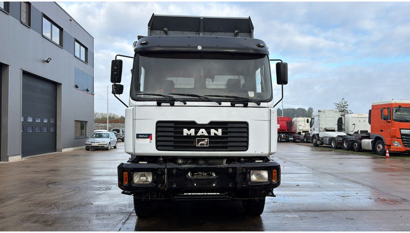 MAN 41.414 (BIG AXLES / 41 TONS / GRAND PONT / LAMES / 6 CYLINDER) - Tipvogn lastbil: billede 2 MAN 41.414 (BIG AXLES / 41 TONS / GRAND PONT / LAMES / 6 CYLINDER) - Tipvogn lastbil: billede 2