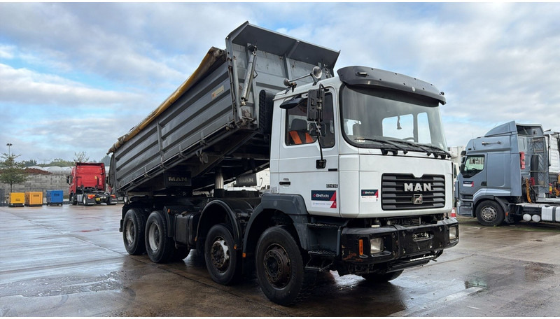 MAN 41.414 (BIG AXLES / 41 TONS / GRAND PONT / LAMES / 6 CYLINDER) - Tipvogn lastbil: billede 3 MAN 41.414 (BIG AXLES / 41 TONS / GRAND PONT / LAMES / 6 CYLINDER) - Tipvogn lastbil: billede 3