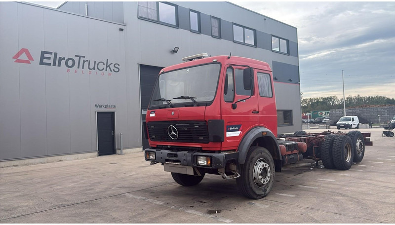 Mercedes-Benz SK 2233 (GRAND PONT / V8 AVEC 2X TURBO / BIG AXLE) - Lastbil chassis: billede 1 Mercedes-Benz SK 2233 (GRAND PONT / V8 AVEC 2X TURBO / BIG AXLE) - Lastbil chassis: billede 1