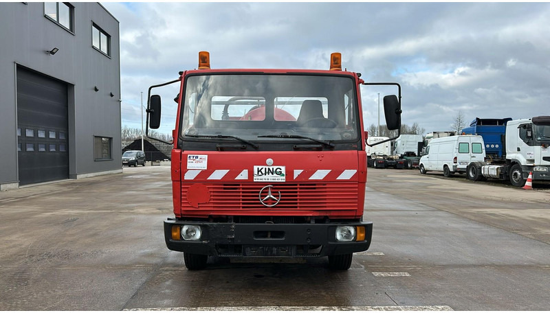 Mercedes-Benz SK 814 (VIDANGEUR / VACUUM / AUXILAIRY / SPER / STEEL SUSP. / LAMES) - Slamsugemaskine: billede 2 Mercedes-Benz SK 814 (VIDANGEUR / VACUUM / AUXILAIRY / SPER / STEEL SUSP. / LAMES) - Slamsugemaskine: billede 2