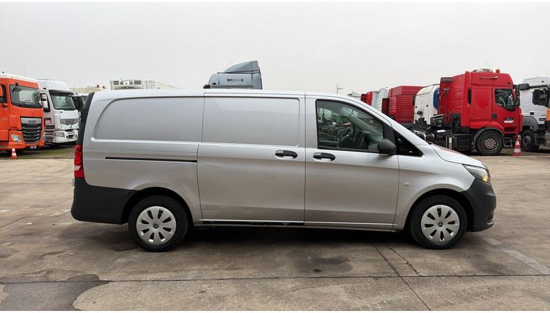 Mercedes-Benz Vito 114 CDI (TREKHAAK / 3 PL / NAVI / CAMERA / AIRCO / CRUISE CONTROL) - Små varebil: billede 4 Mercedes-Benz Vito 114 CDI (TREKHAAK / 3 PL / NAVI / CAMERA / AIRCO / CRUISE CONTROL) - Små varebil: billede 4