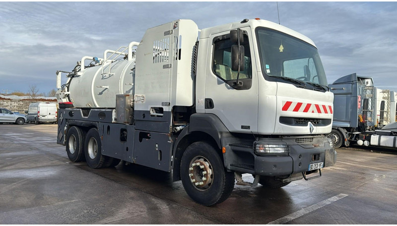 Renault Kerax 370 (10970L / CAMION FRANCAIS / VIDANGEUR / 6X4 / LAMES / GRAND PONT) - Slamsugemaskine: billede 2 Renault Kerax 370 (10970L / CAMION FRANCAIS / VIDANGEUR / 6X4 / LAMES / GRAND PONT) - Slamsugemaskine: billede 2