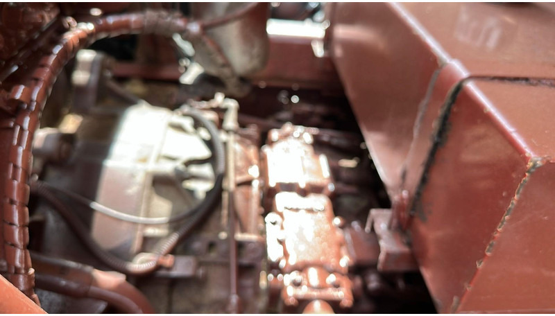 Leje en Renault Kerax 385 (POMPE MANUELLE / MANUAL PUMP / 6X4 / LAMES / GRAND PONT) Renault Kerax 385 (POMPE MANUELLE / MANUAL PUMP / 6X4 / LAMES / GRAND PONT): billede 18