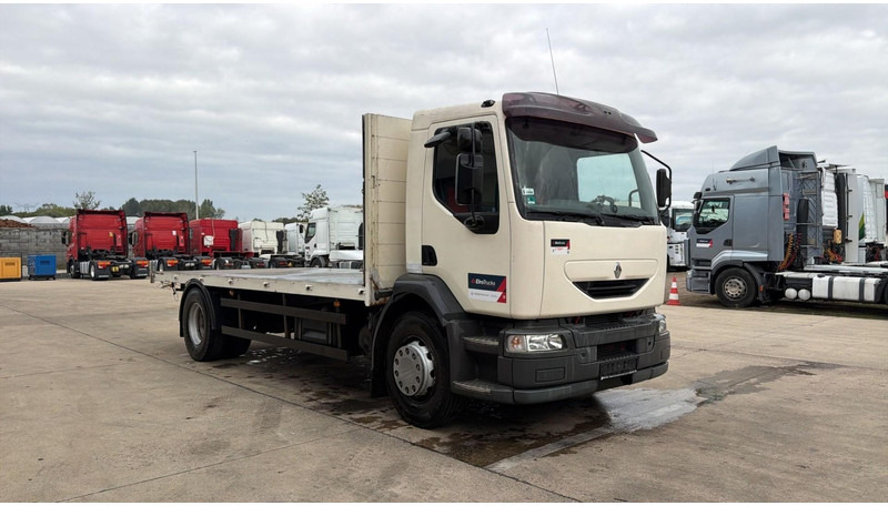 Renault Midlum 270 (18 TONNES / BOITE MANUELLE / MANUAL GEARBOX / GOOD CONDITION) - Lastbil med lad: billede 3 Renault Midlum 270 (18 TONNES / BOITE MANUELLE / MANUAL GEARBOX / GOOD CONDITION) - Lastbil med lad: billede 3