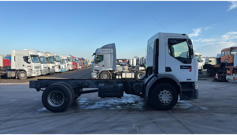 Renault Premium 320 (FULL STEEL / LAMES / BOITE MANUELLE / MANUAL GEARBOX) - Lastbil chassis: billede 3 Renault Premium 320 (FULL STEEL / LAMES / BOITE MANUELLE / MANUAL GEARBOX) - Lastbil chassis: billede 3
