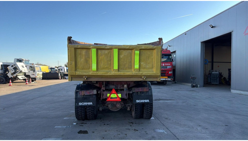 Scania 92 M (MANUAL PUMP / 6X4 / STEEL SUSP. / LAMES / POMPE MANUELLE) - Tipvogn lastbil: billede 5 Scania 92 M (MANUAL PUMP / 6X4 / STEEL SUSP. / LAMES / POMPE MANUELLE) - Tipvogn lastbil: billede 5