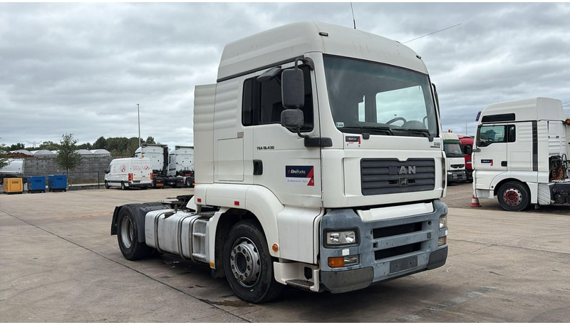 MAN TGA 18.430 (PTO / POMPE HYDRAULIQUE / MANUAL GEARBOX / BOITE MANUELLE / HYDRAULIC PUMP) - Trækker: billede 2 MAN TGA 18.430 (PTO / POMPE HYDRAULIQUE / MANUAL GEARBOX / BOITE MANUELLE / HYDRAULIC PUMP) - Trækker: billede 2