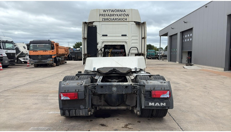 MAN TGA 18.430 (PTO / POMPE HYDRAULIQUE / MANUAL GEARBOX / BOITE MANUELLE / HYDRAULIC PUMP) - Trækker: billede 5 MAN TGA 18.430 (PTO / POMPE HYDRAULIQUE / MANUAL GEARBOX / BOITE MANUELLE / HYDRAULIC PUMP) - Trækker: billede 5