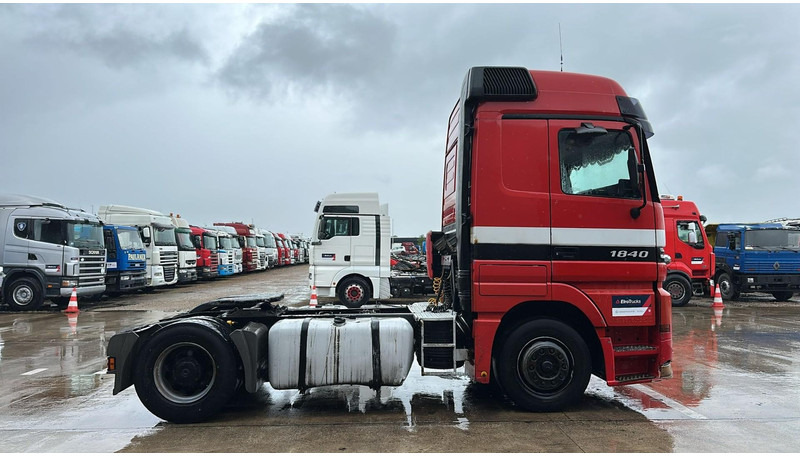 Mercedes-Benz Actros 1840 (EPS / GRAND PONT / V6 / BIG AXLE / 3 PEDALES) - Trækker: billede 4 Mercedes-Benz Actros 1840 (EPS / GRAND PONT / V6 / BIG AXLE / 3 PEDALES) - Trækker: billede 4