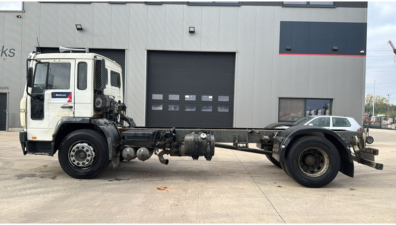 Lastbil chassis Volvo FL 220 (FULL STEEL SUSP. / 10 BOLTS / 18 TONS / VERY CLEAN CHASSIS !!! / CHASSIS 5.50M LENGHT): billede 7