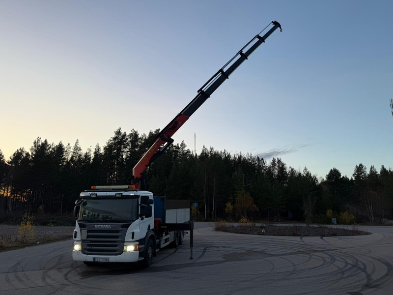 Scania P310 - Lastbil med lad, Lastbil med kran: billede 4 Scania P310 - Lastbil med lad, Lastbil med kran: billede 4