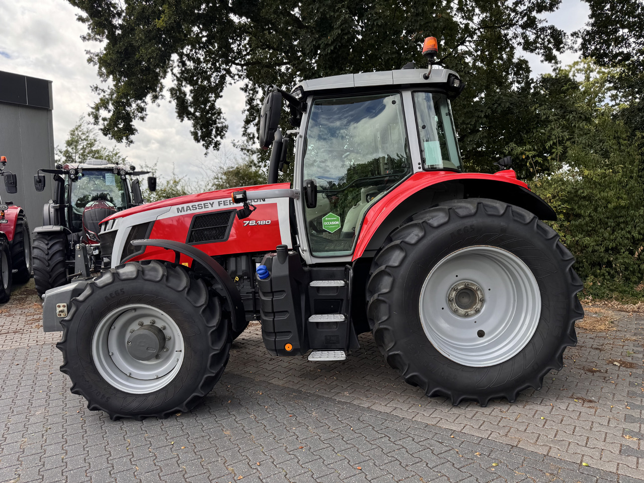 Massey Ferguson 7s.180 Dyna6 Efficient - Traktor: billede 2 Massey Ferguson 7s.180 Dyna6 Efficient - Traktor: billede 2