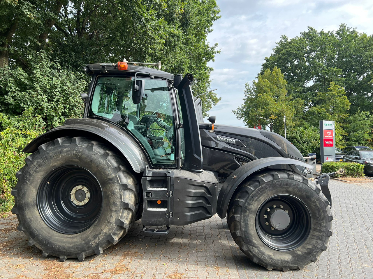 VALTRA T174 Versu - Traktor: billede 4 VALTRA T174 Versu - Traktor: billede 4