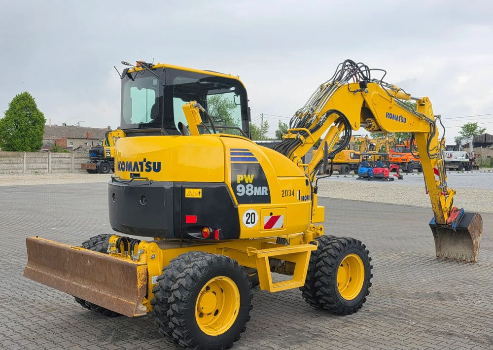 Komatsu PW 98MR-8, 2017 ROK, 5200 MTH, BEZ DPF i ADBLUE - Hjulgravemaskine: billede 1 Komatsu PW 98MR-8, 2017 ROK, 5200 MTH, BEZ DPF i ADBLUE - Hjulgravemaskine: billede 1