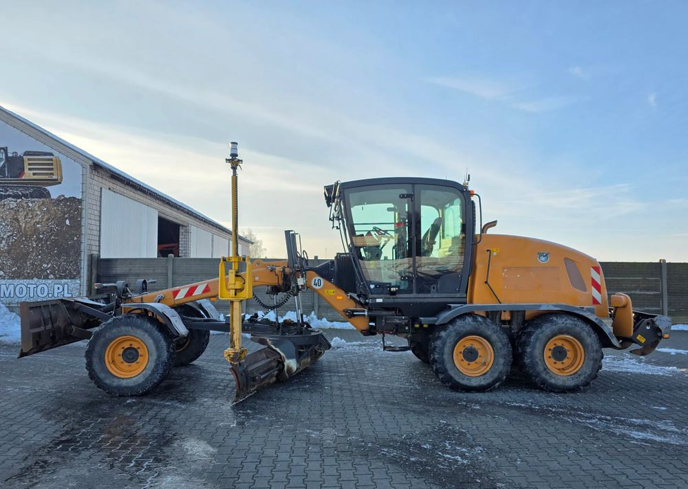 New Holland 836C AWD, 6X6, 2016 ROK, SYSTEM NIWELACJI TRIMBLE 3D - Tromle: billede 2 New Holland 836C AWD, 6X6, 2016 ROK, SYSTEM NIWELACJI TRIMBLE 3D - Tromle: billede 2