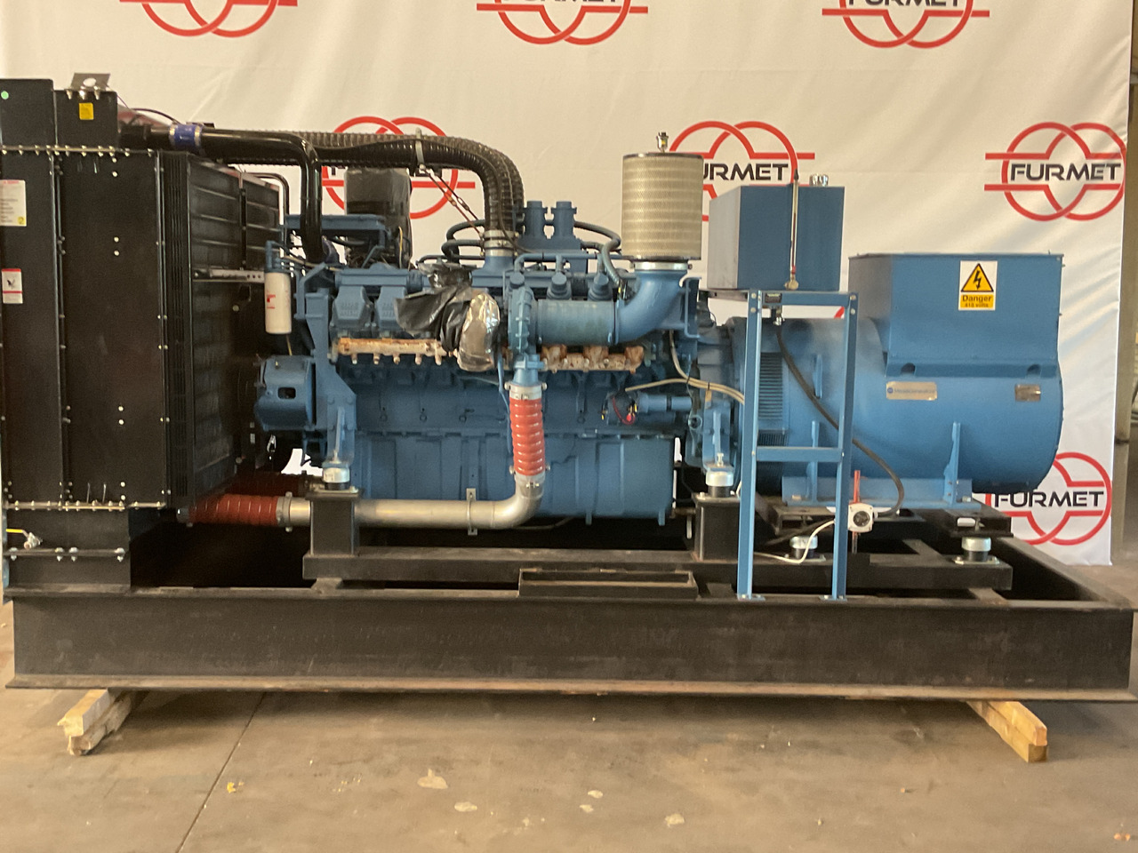 MTU 16V2000, 900KVA generatorset. Like brand new. Low standby hours - Strømgenerator: billede 2 MTU 16V2000, 900KVA generatorset. Like brand new. Low standby hours - Strømgenerator: billede 2