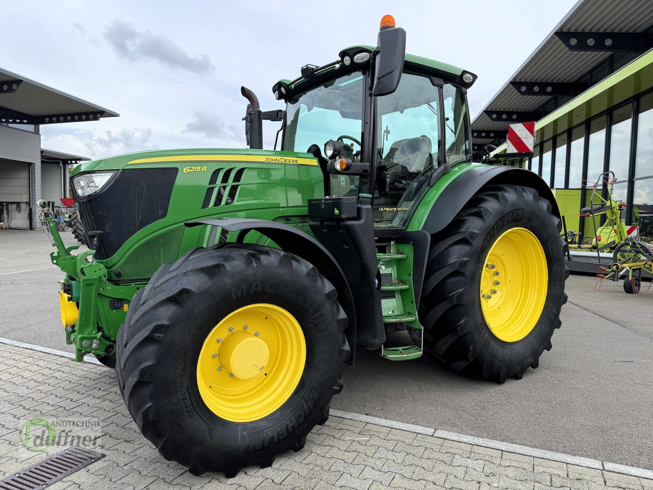 John Deere 6215R - Traktor: billede 1 John Deere 6215R - Traktor: billede 1