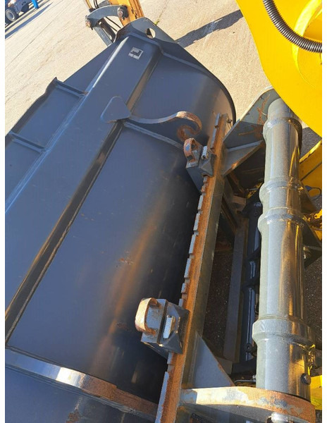 Komatsu WA 100 M-8 - Gummihjulslæsser: billede 5 Komatsu WA 100 M-8 - Gummihjulslæsser: billede 5