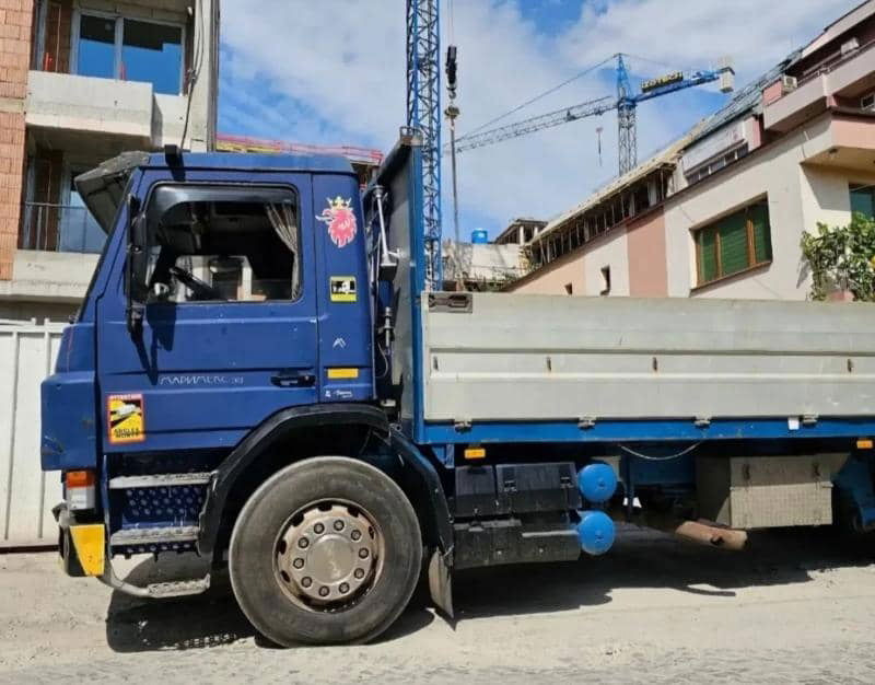 Scania 93 Carne - Lastbil med kran: billede 3 Scania 93 Carne - Lastbil med kran: billede 3