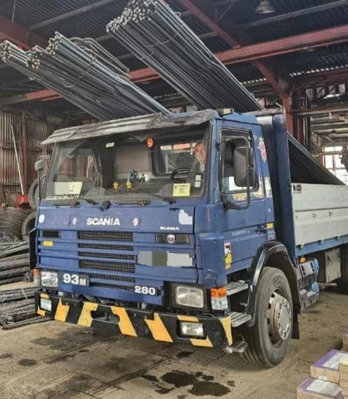 Scania 93 Carne - Lastbil med kran: billede 2 Scania 93 Carne - Lastbil med kran: billede 2