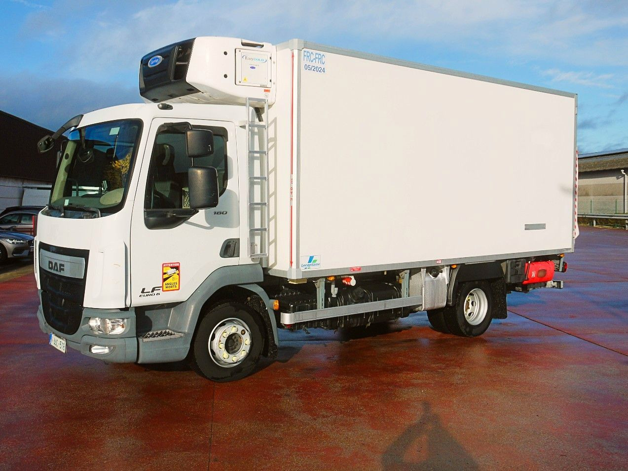 DAF LF 180 .10 KUHLKOFFER CARRIER SUPRA 750MT AIRCO - Kølevogn lastbil: billede 4 DAF LF 180 .10 KUHLKOFFER CARRIER SUPRA 750MT AIRCO - Kølevogn lastbil: billede 4