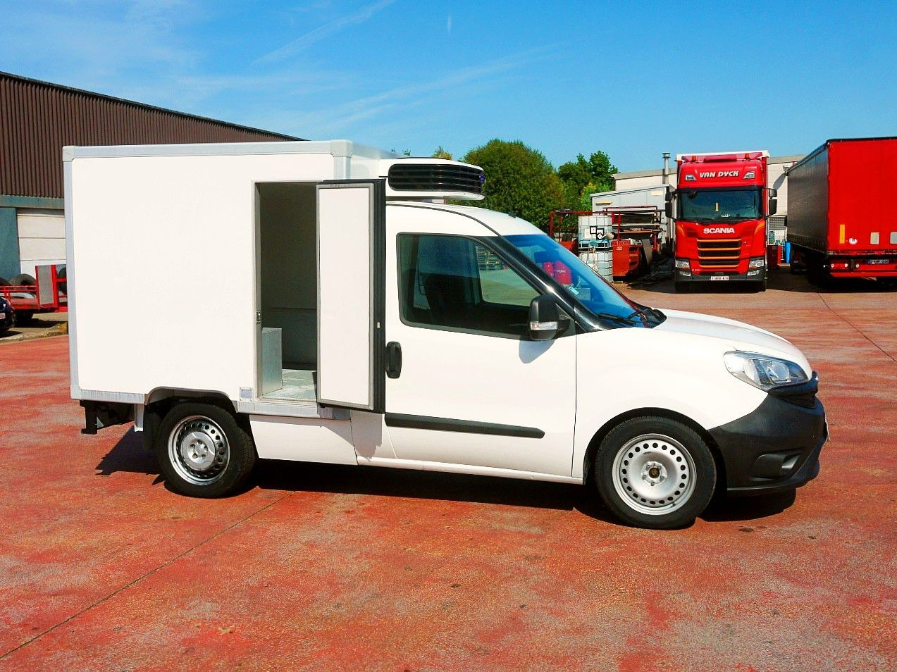 Fiat 1.6 KUHLKOFFER CARRIER XARIOS 200 -20c - Kølebil: billede 3 Fiat 1.6 KUHLKOFFER CARRIER XARIOS 200 -20c - Kølebil: billede 3