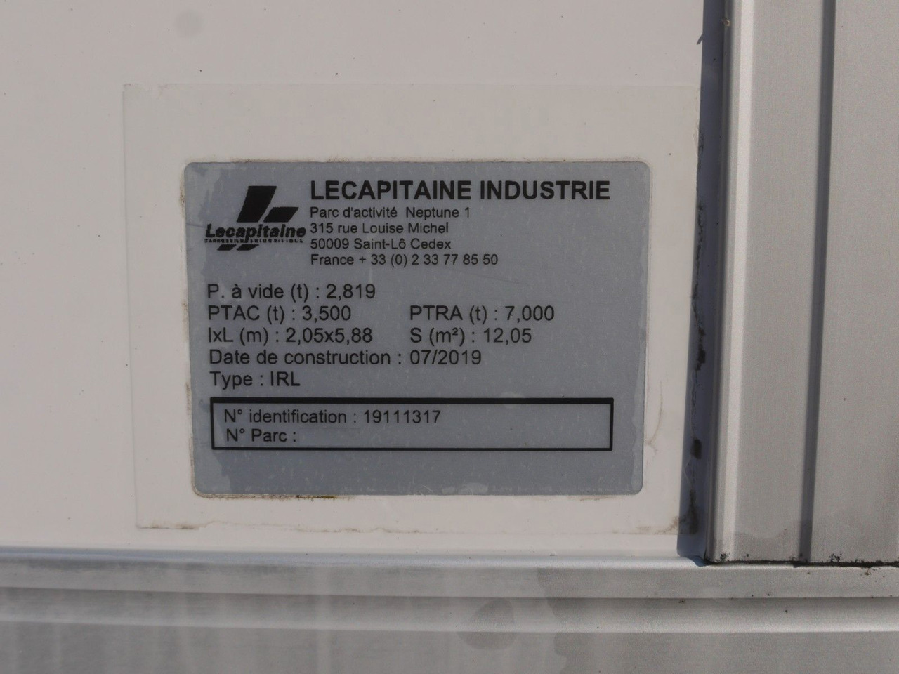 Iveco 35S14 DAILY ISOTHERMKOFFER LADEBORDWAND luft fed - Kølebil: billede 4 Iveco 35S14 DAILY ISOTHERMKOFFER LADEBORDWAND luft fed - Kølebil: billede 4