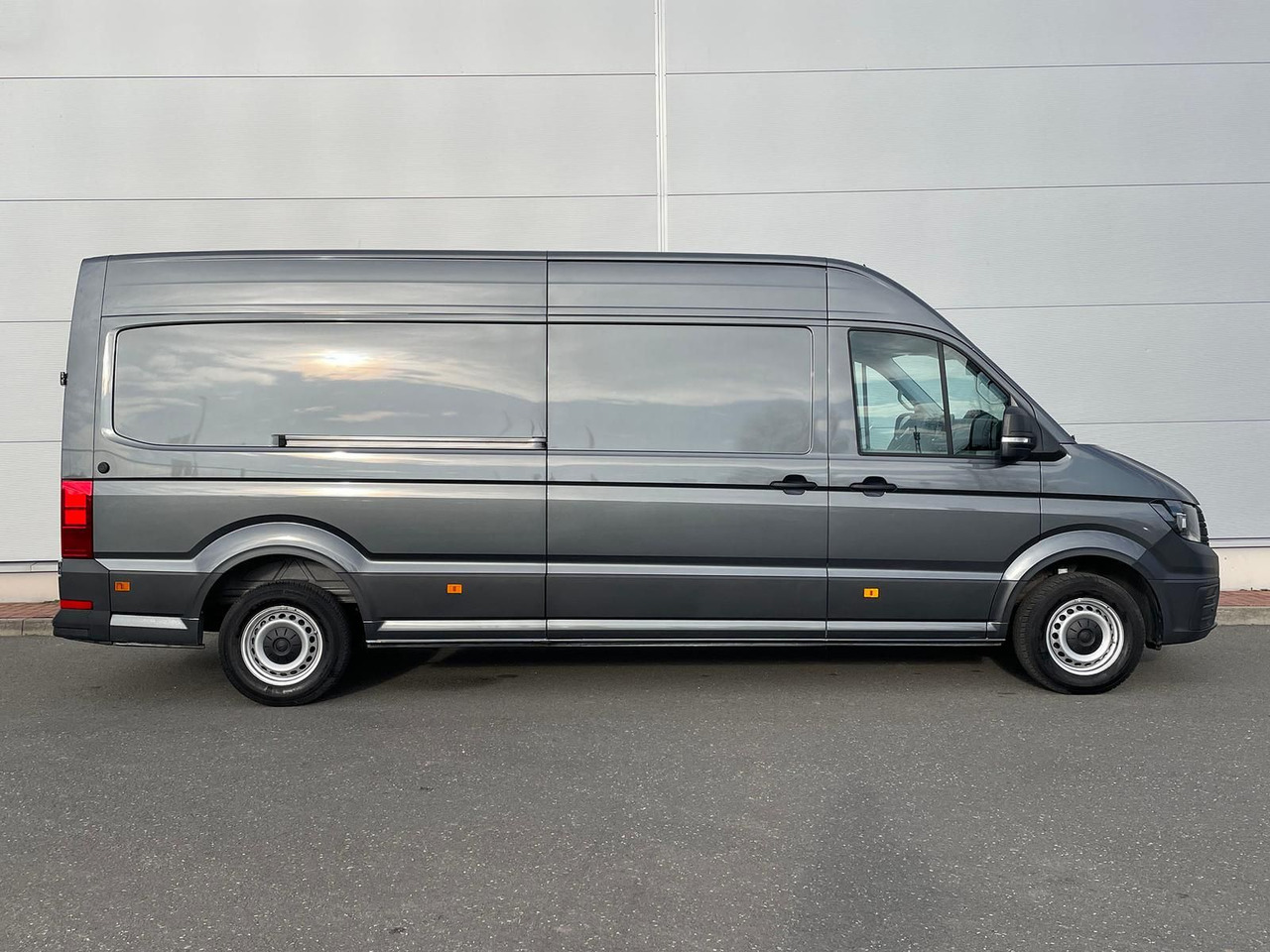 Volkswagen Crafter Kasten 35 L4H3 PDC DAB KAMERA KLIMA MFL - Persontransport: billede 5 Volkswagen Crafter Kasten 35 L4H3 PDC DAB KAMERA KLIMA MFL - Persontransport: billede 5