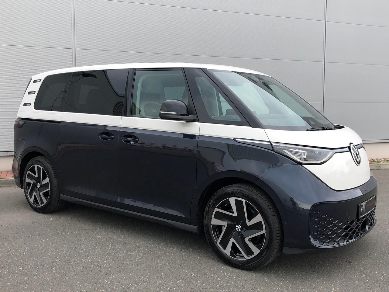 Volkswagen ID. Buzz 150 kW Pro AHK ACC MATRIX LED KEYLESS - Persontransport, El-varebil: billede 2 Volkswagen ID. Buzz 150 kW Pro AHK ACC MATRIX LED KEYLESS - Persontransport, El-varebil: billede 2