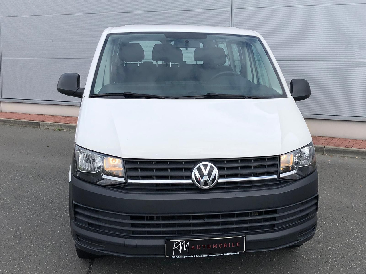 Volkswagen T6 Transporter 2.0 TDI Kombi lang 9-SITZE TEMP - Stationcar: billede 3 Volkswagen T6 Transporter 2.0 TDI Kombi lang 9-SITZE TEMP - Stationcar: billede 3