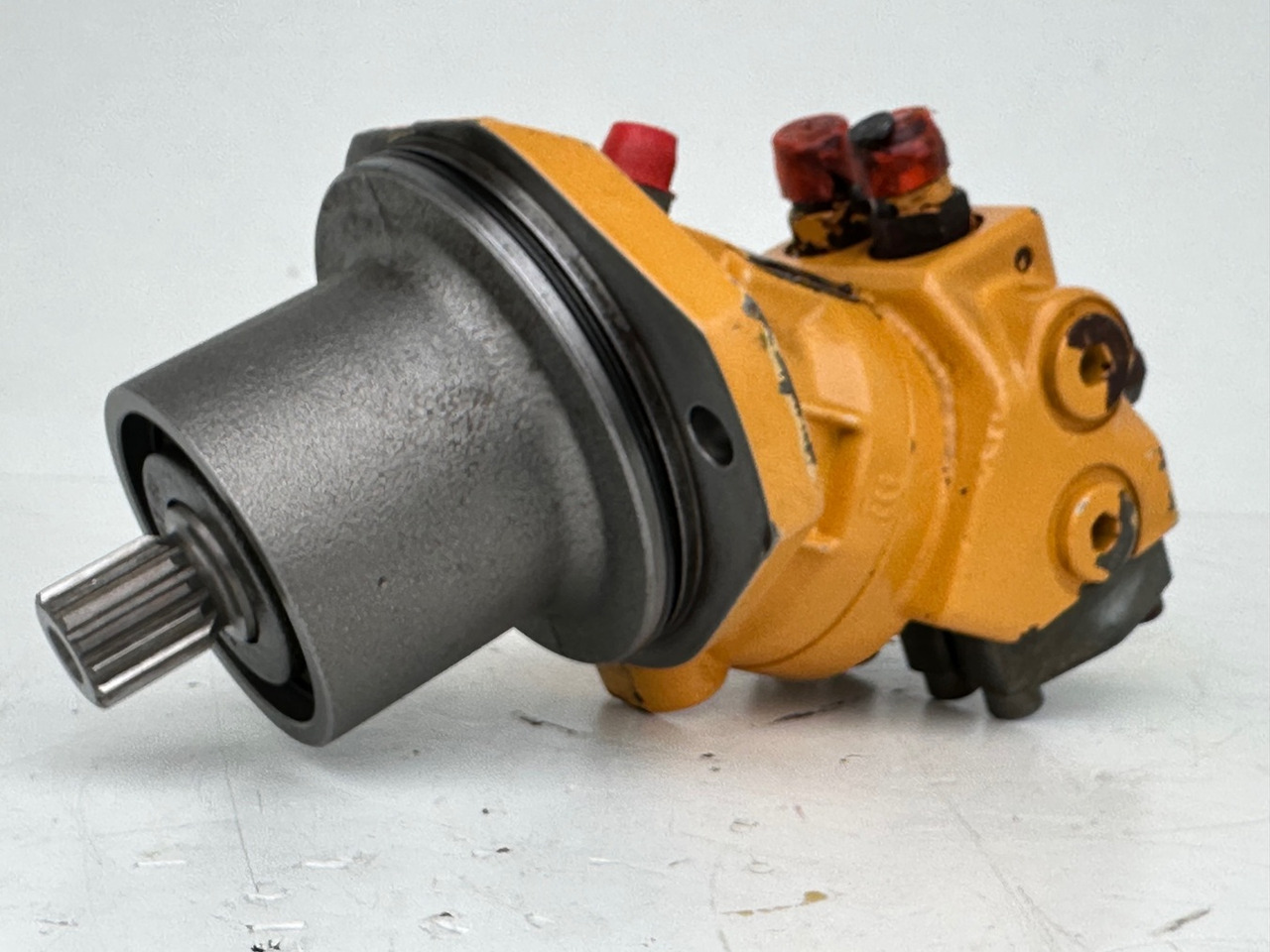 LIEBHERR Konstantmotor mit ID-Nr.5008984-ID-Nr.5007150 – Hydromatik Rexroth Axialkolbenmotor mit Nr.2000349 Typ:A2FE23/61W-NAL191. A308,A310,A312,A900ZW,R308,R310,R312,LOS914,R914,R916. #4064579.DK# - Hydraulisk motor for Gravemaskine: billede 1 LIEBHERR Konstantmotor mit ID-Nr.5008984-ID-Nr.5007150 – Hydromatik Rexroth Axialkolbenmotor mit Nr.2000349 Typ:A2FE23/61W-NAL191. A308,A310,A312,A900ZW,R308,R310,R312,LOS914,R914,R916. #4064579.DK# - Hydraulisk motor for Gravemaskine: billede 1