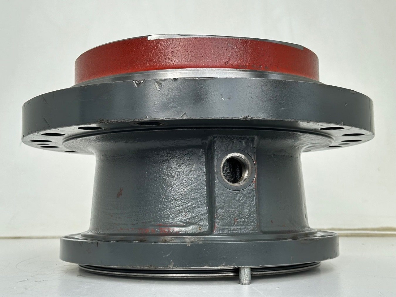 Liebherr Abtriebswellengehäuse ID-Nr.90021076. SAT325A296 - SAT325/294. R934-1550, R936, R938-1650, R940, R945-1866, R946, R950. #90021076.27.10# - Svingmotor for Entreprenørmaskin: billede 5 Liebherr Abtriebswellengehäuse ID-Nr.90021076. SAT325A296 - SAT325/294. R934-1550, R936, R938-1650, R940, R945-1866, R946, R950. #90021076.27.10# - Svingmotor for Entreprenørmaskin: billede 5