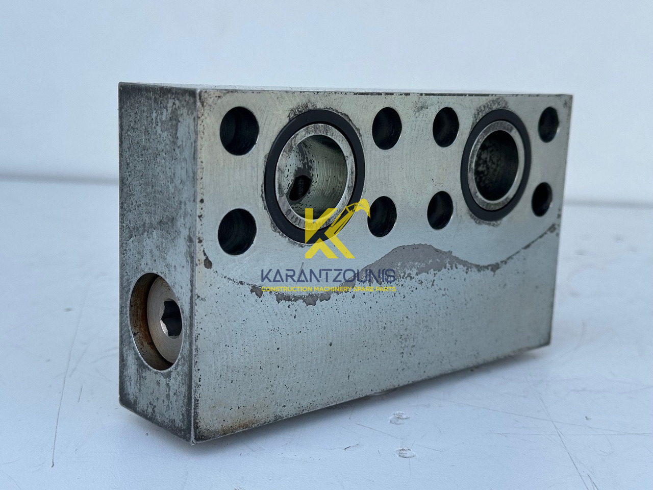 Liebherr Dämpfungsventil ID-Nr.10121777. P924 COMP, P926, R926, R916, R922, R924 COMP, R924, R926 COMP, R926, R930, R936, R946, R950 T, R960 T. #10121777.43199# - Svingmotor for Entreprenørmaskin: billede 4 Liebherr Dämpfungsventil ID-Nr.10121777. P924 COMP, P926, R926, R916, R922, R924 COMP, R924, R926 COMP, R926, R930, R936, R946, R950 T, R960 T. #10121777.43199# - Svingmotor for Entreprenørmaskin: billede 4