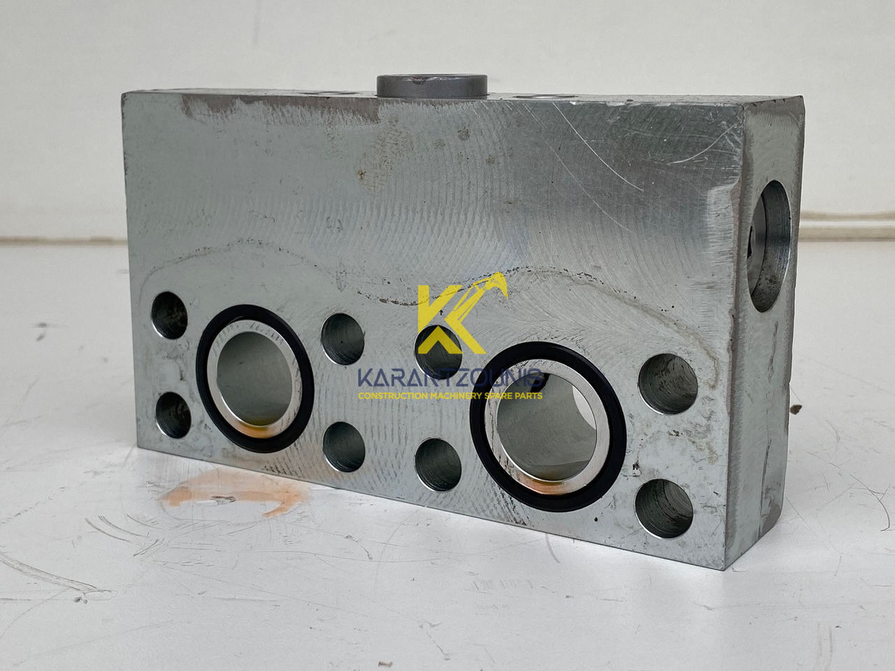 Liebherr Dämpfungsventil ID-Nr.10121777. P924 COMP, P926, R926, R916, R922, R924 COMP, R924, R926 COMP, R926, R930, R936, R946, R950 T, R960 T. #DÄ27652# - Svingmotor for Gravemaskine: billede 3 Liebherr Dämpfungsventil ID-Nr.10121777. P924 COMP, P926, R926, R916, R922, R924 COMP, R924, R926 COMP, R926, R930, R936, R946, R950 T, R960 T. #DÄ27652# - Svingmotor for Gravemaskine: billede 3