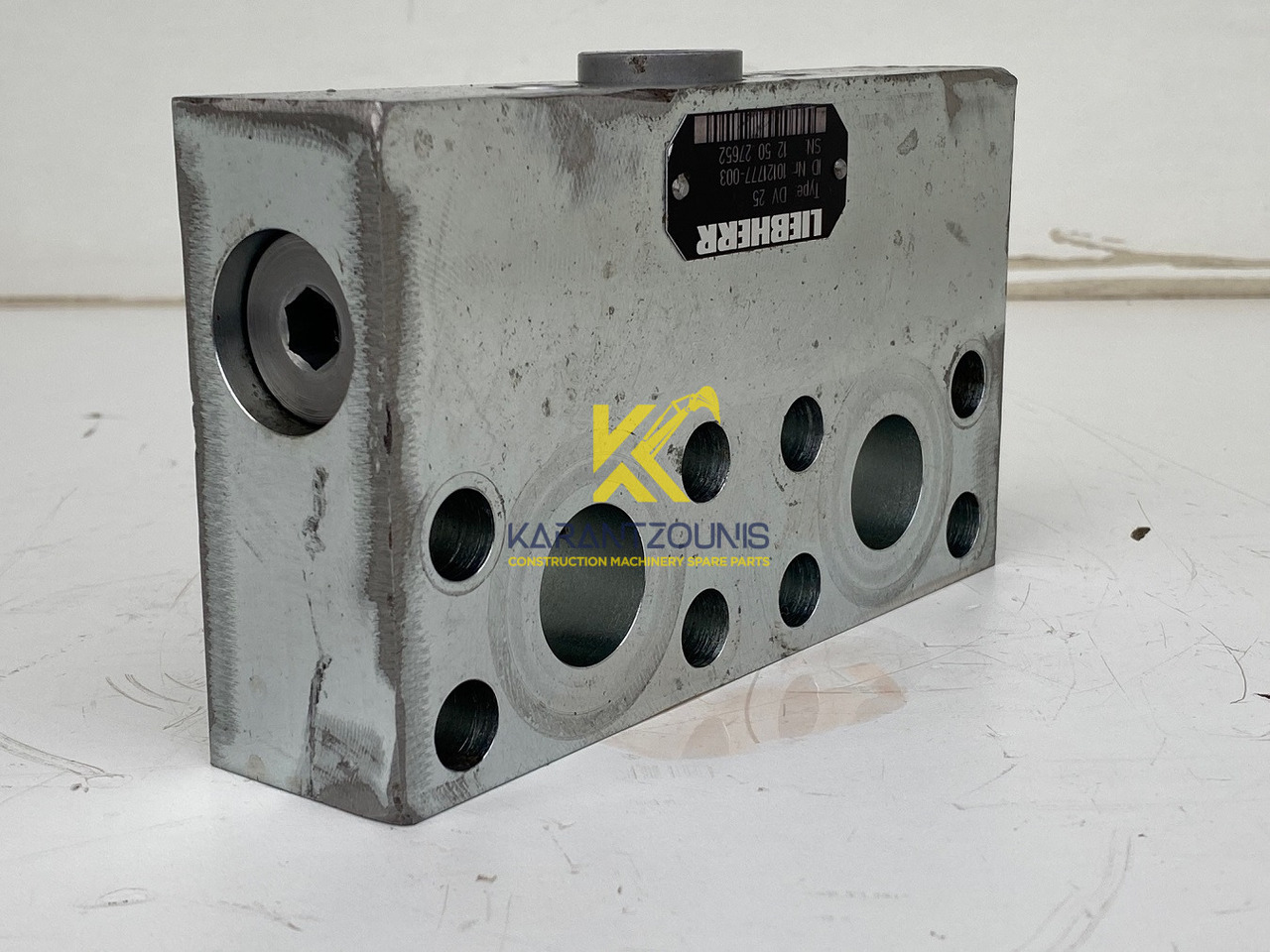 Liebherr Dämpfungsventil ID-Nr.10121777. P924 COMP, P926, R926, R916, R922, R924 COMP, R924, R926 COMP, R926, R930, R936, R946, R950 T, R960 T. #DÄ27652# - Svingmotor for Gravemaskine: billede 4 Liebherr Dämpfungsventil ID-Nr.10121777. P924 COMP, P926, R926, R916, R922, R924 COMP, R924, R926 COMP, R926, R930, R936, R946, R950 T, R960 T. #DÄ27652# - Svingmotor for Gravemaskine: billede 4