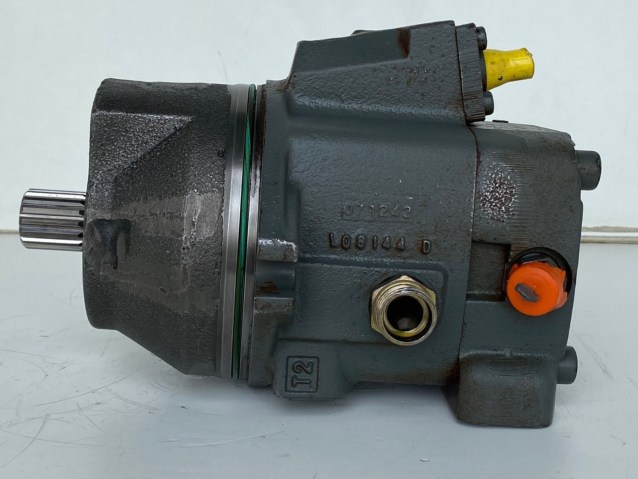 Liebherr Hydraulikeinbaumotor FMV075,  ID-Nr.9073978.  LOS914, LOS924, R902, R904, R912, R914, R922, R924, R924 COMP, R924 COMPA.  #13038# - Hydraulisk motor for Bæltegravemaskine: billede 4 Liebherr Hydraulikeinbaumotor FMV075,  ID-Nr.9073978.  LOS914, LOS924, R902, R904, R912, R914, R922, R924, R924 COMP, R924 COMPA.  #13038# - Hydraulisk motor for Bæltegravemaskine: billede 4